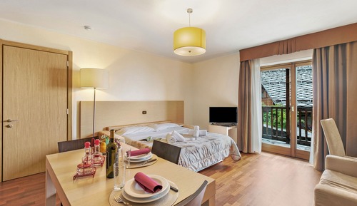 Studio Standard (Cianfuran Balcony Studio)