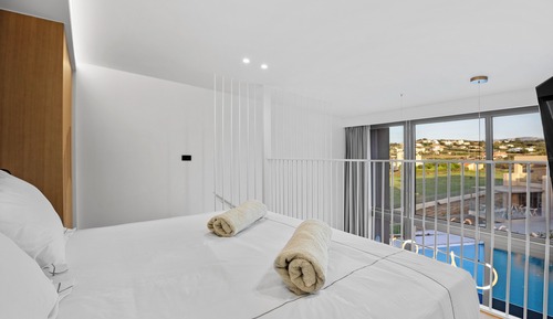 Appartement Duplex Deluxe, balcon, vue piscine