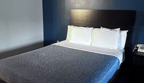 Chambre Simple, 1 grand lit, non-fumeurs