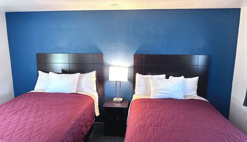 Chambre Simple, 2 lits doubles, non-fumeurs
