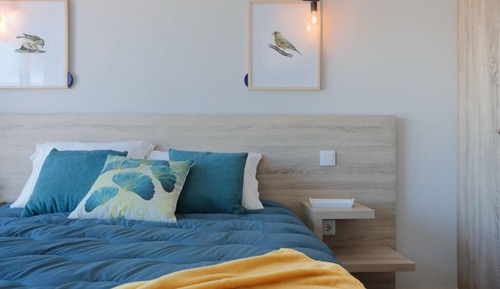 Chambre Triple, vue colline