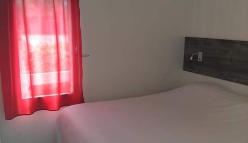 Chambre Double, vue montagne