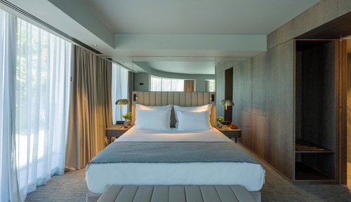 Suite, vue fleuve
