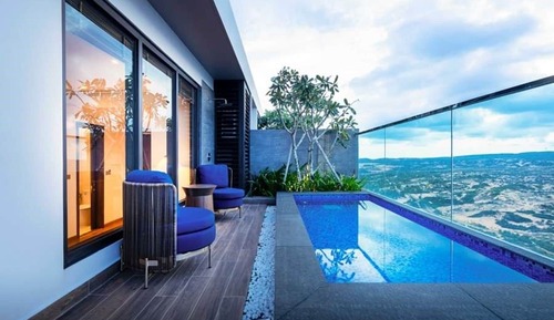 Suite « Premier », 1 chambre, piscine privée, vue partielle sur la mer