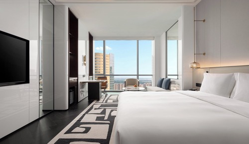 Chambre Standard, 1 très grand lit, vue ville