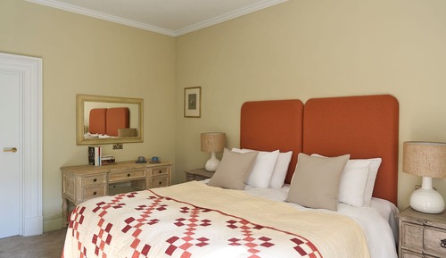 Chambre Supérieure avec lits jumeaux