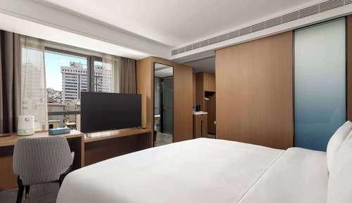 Chambre Affaires, 1 très grand lit, non-fumeurs