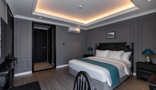 Chambre Quadruple Signature