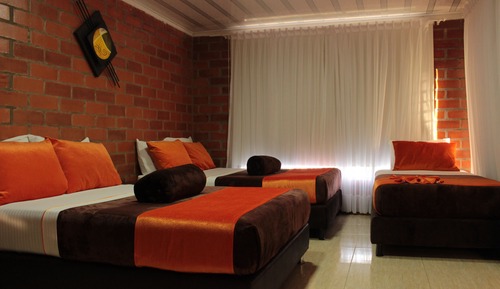 Chambre Quadruple Classique, balcon, vue jardin