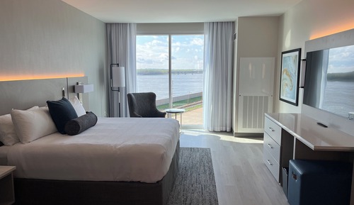 Suite Luxe, 1 très grand lit et 1 canapé-lit, non-fumeurs, vue fleuve