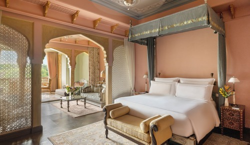 Suite Junior, 1 grand lit et 1 canapé-lit