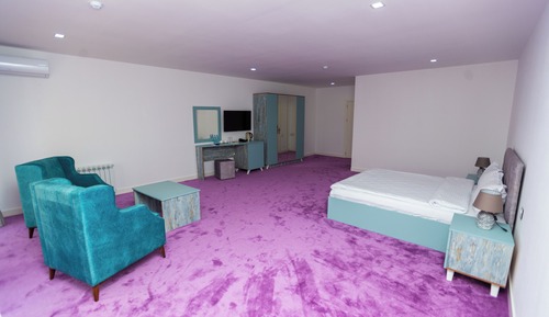 Chambre Double Deluxe, vue partielle sur la mer