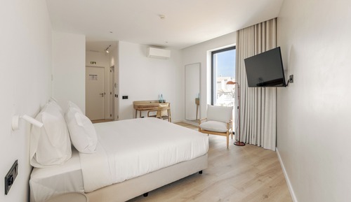Chambre Double Standard, balcon, vue partielle sur la mer