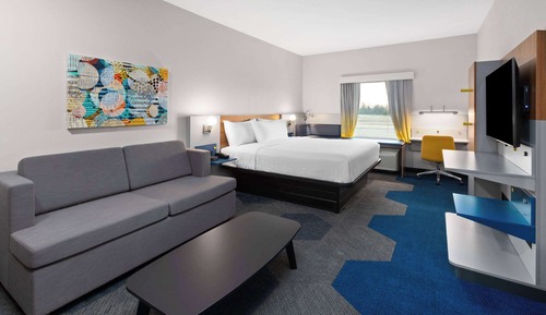 Suite, 1 très grand lit et 1 canapé-lit, non-fumeurs, coin cuisine
