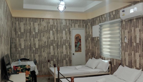 Chambre Triple, vue jardin