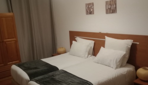 Chambre Double ou avec lits jumeaux, vue cour intérieure