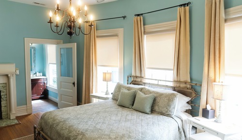 Suite « Premier », 1 très grand lit, salle de bains privée