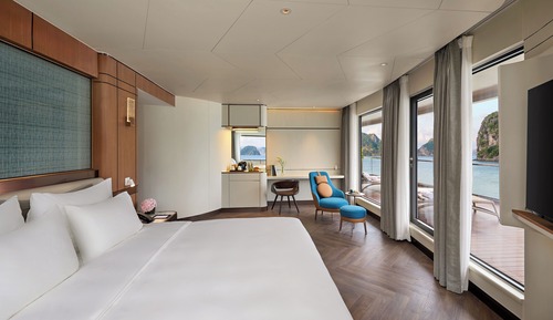 Suite Studio (Essence)