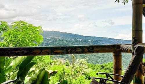 Cabane, balcon, vue montagne