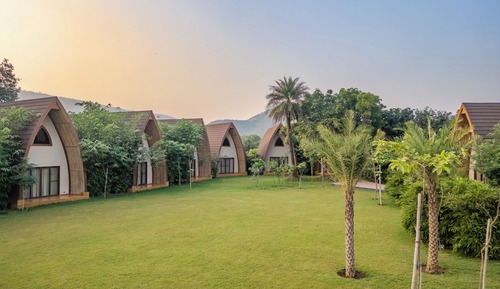 Villa, 1 très grand lit, salle de bains privée, vue jardin (Bamboo Villa)