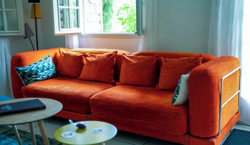 Appartement Confort, 1 très grand lit, patio, vue piscine