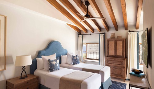 Chambre, vue montagne