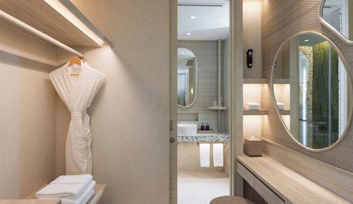 Chambre Panoramique (Lagoon, open-air bath Hollywood Twin)