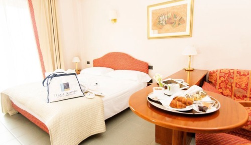 Chambre Classique Double ou avec lits jumeaux, balcon