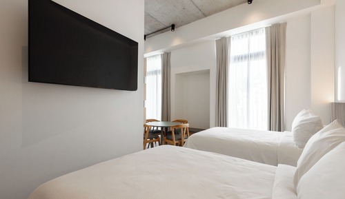 Studio, 2 grands lits (C1)