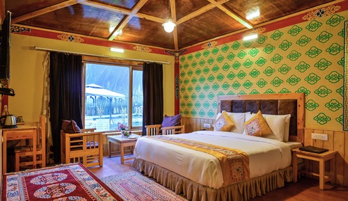 Cottage Premium