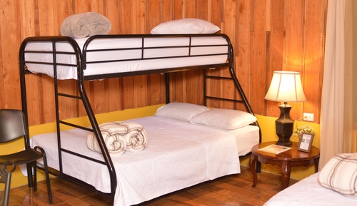 Cabane Familiale, vue jardin