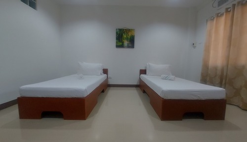 Chambre Standard Double ou avec lits jumeaux