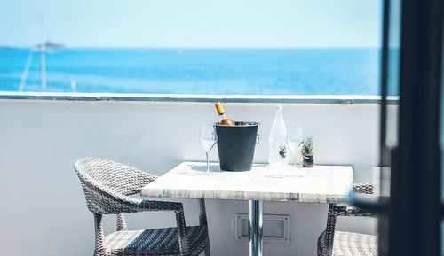 Chambre Triple, vue mer