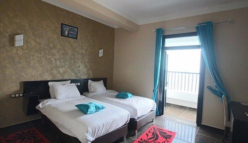 Chambre Standard Double ou avec lits jumeaux