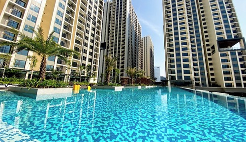 Suite Royale, 2 chambres, accès piscine, vue ville