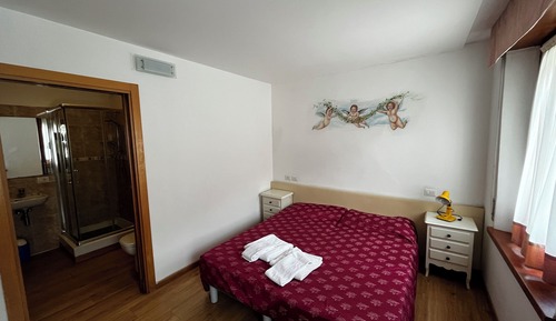 Chambre, 1 lit double, non-fumeurs