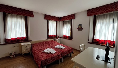 Chambre, 1 lit double, non-fumeurs