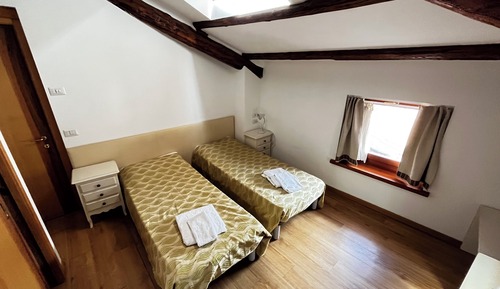 Chambre, 2 lits une place, non-fumeurs