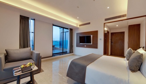Chambre Premium, vue piscine (Winter Green Premium Room)