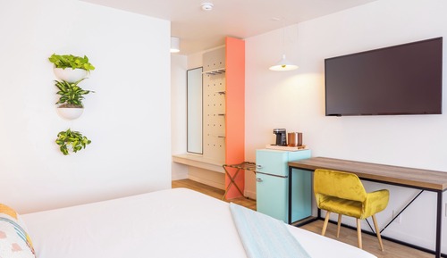 Chambre Standard, 1 très grand lit