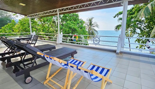Villa Supérieure, balcon, vue mer