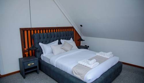 Suite Luxe, 1 grand lit, non-fumeurs, balcon