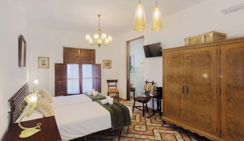 Chambre Confort Double ou avec lits jumeaux