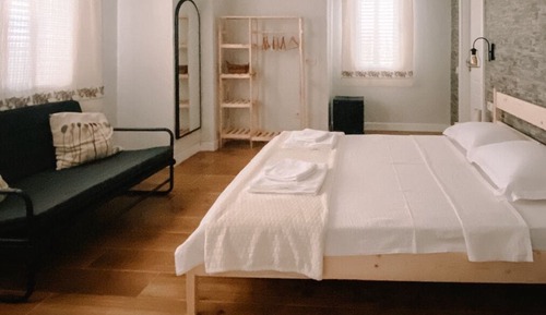 Chambre Supérieure, 1 grand lit et 1 canapé-lit, patio, vue vignoble