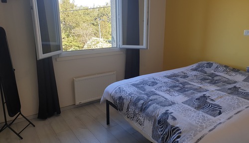 Chambre, vue jardin
