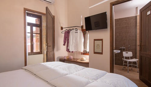 Chambre Majestueuse, accessible aux personnes à mobilité réduite, vue ville