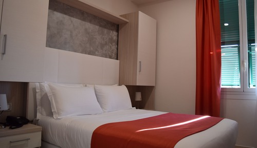 Chambre Double, 1 grand lit, vue mer