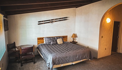 Chambre Simple Deluxe, 1 très grand lit