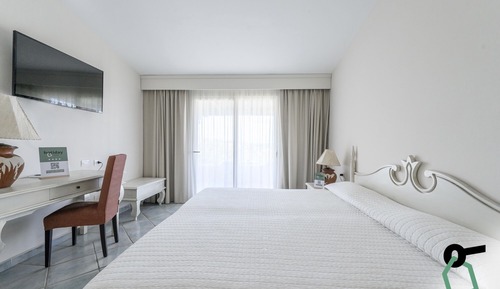 Chambre Double Confort, patio, vue mer