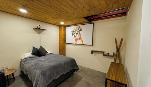 Cabane, plusieurs lits (Chalet 2 rooms with Jacuzzi)